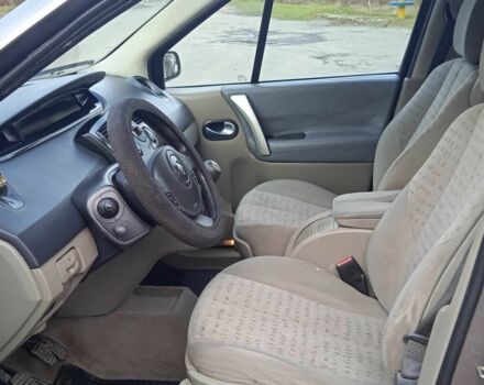 Серый Рено Сценик II, объемом двигателя 1.5 л и пробегом 270 тыс. км за 3500 $, фото 16 на Automoto.ua