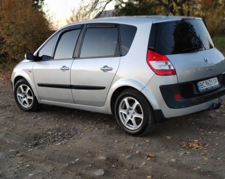 Серый Рено Сценик II, объемом двигателя 2 л и пробегом 172 тыс. км за 4800 $, фото 1 на Automoto.ua