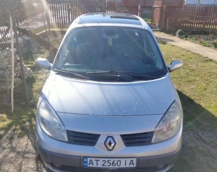 Серый Рено Сценик II, объемом двигателя 2 л и пробегом 215 тыс. км за 5950 $, фото 3 на Automoto.ua