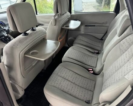 Серый Рено Сценик II, объемом двигателя 1.9 л и пробегом 220 тыс. км за 3450 $, фото 8 на Automoto.ua