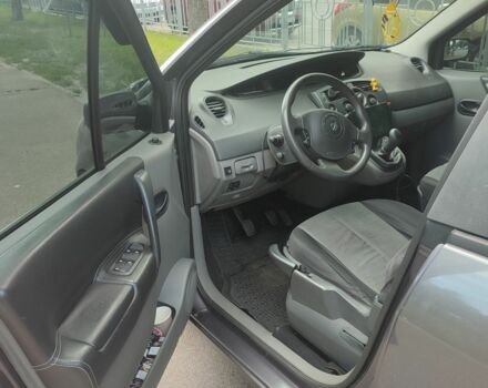 Сірий Рено Сценік II, об'ємом двигуна 1.6 л та пробігом 360 тис. км за 4500 $, фото 8 на Automoto.ua