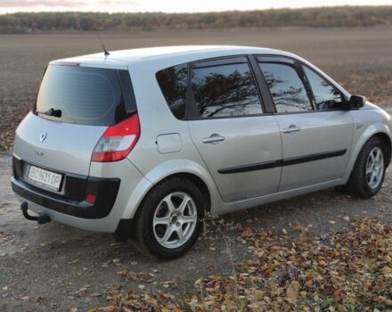 Серый Рено Сценик II, объемом двигателя 2 л и пробегом 172 тыс. км за 4800 $, фото 2 на Automoto.ua