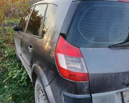 Серый Рено Сценик II, объемом двигателя 1.9 л и пробегом 290 тыс. км за 1700 $, фото 1 на Automoto.ua