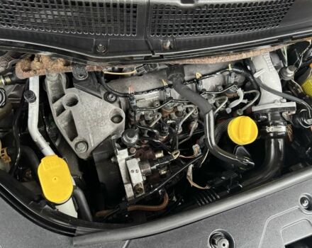 Серый Рено Сценик II, объемом двигателя 1.9 л и пробегом 220 тыс. км за 3450 $, фото 7 на Automoto.ua