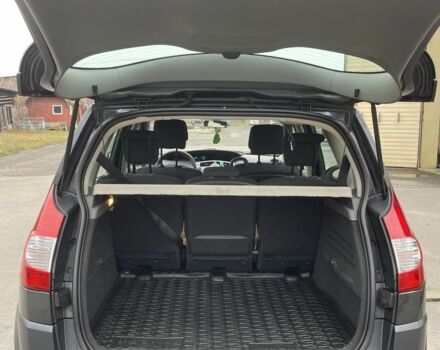 Сірий Рено Сценік II, об'ємом двигуна 2 л та пробігом 236 тис. км за 6650 $, фото 8 на Automoto.ua