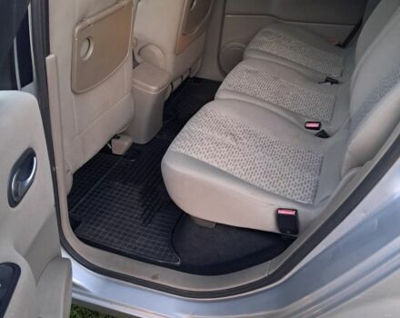 Серый Рено Сценик II, объемом двигателя 1.6 л и пробегом 322 тыс. км за 5190 $, фото 6 на Automoto.ua