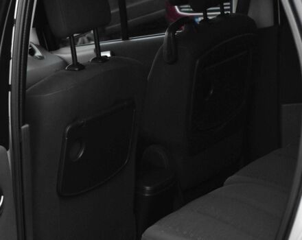 Серый Рено Сценик II, объемом двигателя 1.5 л и пробегом 303 тыс. км за 5500 $, фото 17 на Automoto.ua