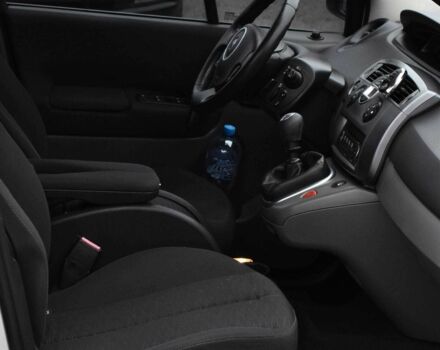 Серый Рено Сценик II, объемом двигателя 1.5 л и пробегом 303 тыс. км за 5500 $, фото 13 на Automoto.ua