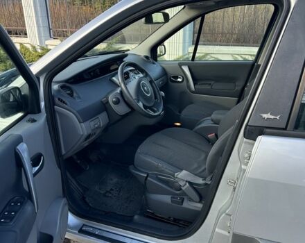 Серый Рено Сценик II, объемом двигателя 1.6 л и пробегом 265 тыс. км за 4500 $, фото 17 на Automoto.ua