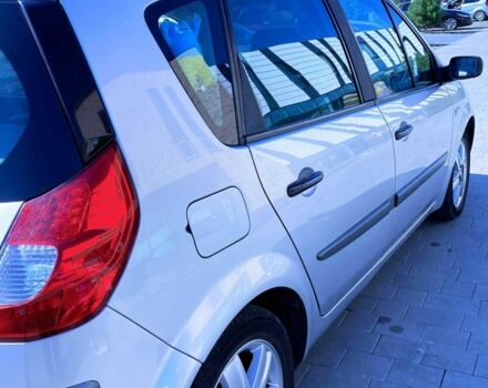 Серый Рено Сценик II, объемом двигателя 1.6 л и пробегом 140 тыс. км за 6000 $, фото 4 на Automoto.ua