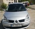 Сірий Рено Сценік II, об'ємом двигуна 2 л та пробігом 278 тис. км за 5600 $, фото 1 на Automoto.ua