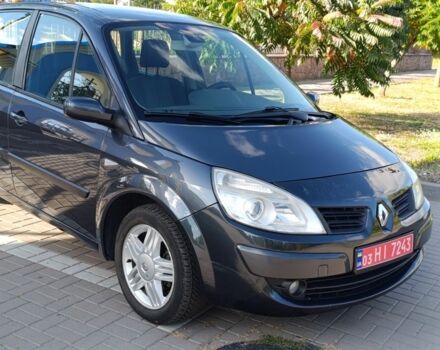 Рено Сценік II 2008 у Києві на Automoto.ua Сірий Рено Сценік II, об'ємом двигуна 2 л та пробігом 173 тис. км за 5750 $, фото 3 на Automoto.ua