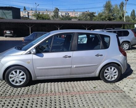 Серый Рено Сценик II, объемом двигателя 2 л и пробегом 244 тыс. км за 5700 $, фото 2 на Automoto.ua