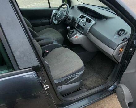 Серый Рено Сценик II, объемом двигателя 1.5 л и пробегом 190 тыс. км за 4800 $, фото 4 на Automoto.ua