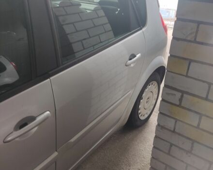 Серый Рено Сценик II, объемом двигателя 1.5 л и пробегом 255 тыс. км за 3200 $, фото 4 на Automoto.ua