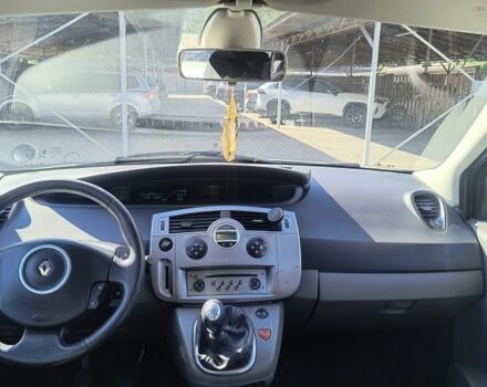 Серый Рено Сценик II, объемом двигателя 2 л и пробегом 244 тыс. км за 5700 $, фото 5 на Automoto.ua