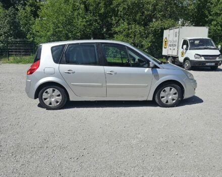 Серый Рено Сценик II, объемом двигателя 1.6 л и пробегом 234 тыс. км за 5799 $, фото 4 на Automoto.ua