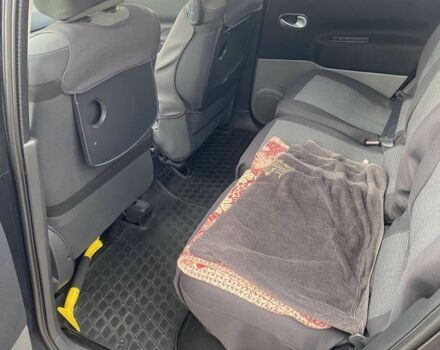 Серый Рено Сценик II, объемом двигателя 1.6 л и пробегом 230 тыс. км за 5000 $, фото 13 на Automoto.ua