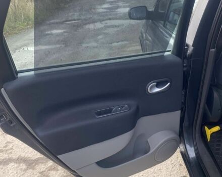 Серый Рено Сценик II, объемом двигателя 1.6 л и пробегом 230 тыс. км за 5000 $, фото 1 на Automoto.ua