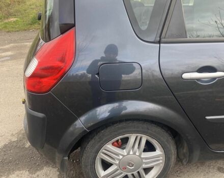 Серый Рено Сценик II, объемом двигателя 1.6 л и пробегом 230 тыс. км за 5000 $, фото 7 на Automoto.ua