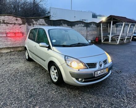 Серый Рено Сценик II, объемом двигателя 1.6 л и пробегом 228 тыс. км за 5450 $, фото 2 на Automoto.ua