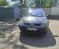 Серый Рено Сценик II, объемом двигателя 1.6 л и пробегом 179 тыс. км за 4499 $, фото 4 на Automoto.ua