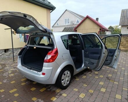 Сірий Рено Сценік II, об'ємом двигуна 0 л та пробігом 221 тис. км за 5850 $, фото 7 на Automoto.ua