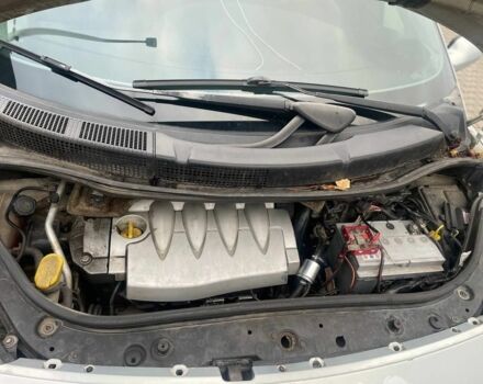 Серый Рено Сценик II, объемом двигателя 1.6 л и пробегом 420 тыс. км за 3000 $, фото 5 на Automoto.ua