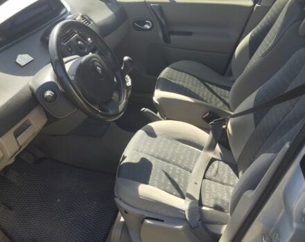 Сірий Рено Сценік II, об'ємом двигуна 1.5 л та пробігом 230 тис. км за 4250 $, фото 1 на Automoto.ua