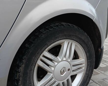 Сірий Рено Сценік II, об'ємом двигуна 2 л та пробігом 155 тис. км за 4600 $, фото 3 на Automoto.ua