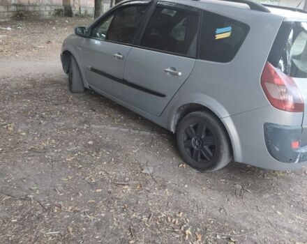 Серый Рено Сценик II, объемом двигателя 1.9 л и пробегом 432 тыс. км за 3971 $, фото 4 на Automoto.ua