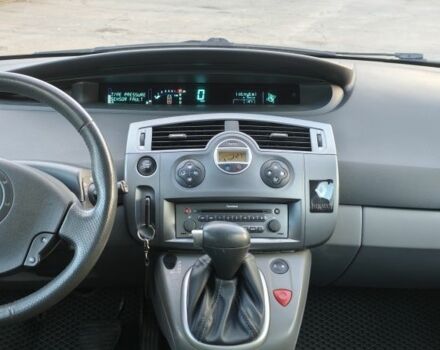 Серый Рено Сценик II, объемом двигателя 1.6 л и пробегом 207 тыс. км за 4800 $, фото 16 на Automoto.ua