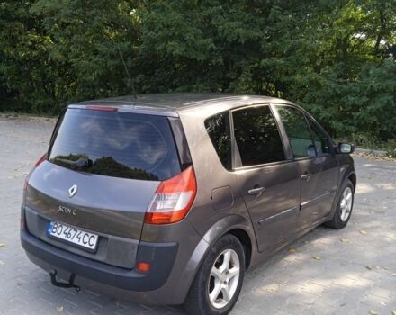 Серый Рено Сценик II, объемом двигателя 1.6 л и пробегом 256 тыс. км за 4399 $, фото 2 на Automoto.ua