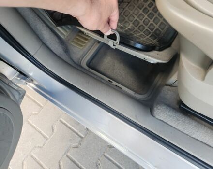 Рено Сценік II 2005 у Полтаві на Automoto.ua Сірий Рено Сценік II, об'ємом двигуна 1.6 л та пробігом 189 тис. км за 4600 $, фото 19 на Automoto.ua