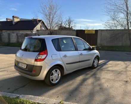 Серый Рено Сценик II, объемом двигателя 1.9 л и пробегом 320 тыс. км за 3850 $, фото 3 на Automoto.ua