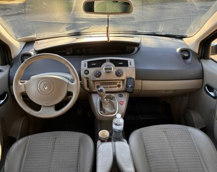 Серый Рено Сценик II, объемом двигателя 1.9 л и пробегом 320 тыс. км за 3850 $, фото 7 на Automoto.ua