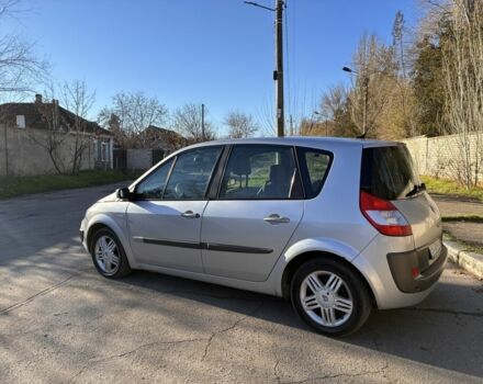 Серый Рено Сценик II, объемом двигателя 1.9 л и пробегом 320 тыс. км за 3850 $, фото 5 на Automoto.ua