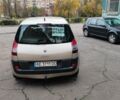 Рено Сценик II 2006 в Кривом Роге на Automoto.ua Серый Рено Сценик II, объемом двигателя 1.6 л и пробегом 266 тыс. км за 4100 $, фото 3 на Automoto.ua