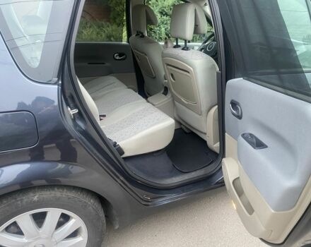 Сірий Рено Сценік II, об'ємом двигуна 1.6 л та пробігом 224 тис. км за 5700 $, фото 4 на Automoto.ua