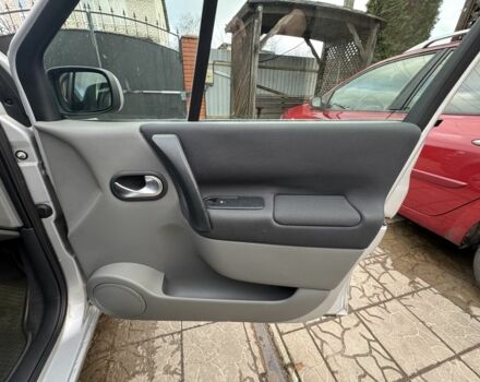 Серый Рено Сценик II, объемом двигателя 1.6 л и пробегом 189 тыс. км за 4999 $, фото 14 на Automoto.ua