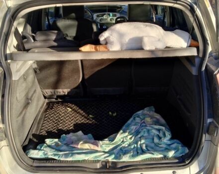 Серый Рено Сценик II, объемом двигателя 1.5 л и пробегом 235 тыс. км за 5600 $, фото 2 на Automoto.ua