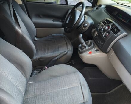 Серый Рено Сценик II, объемом двигателя 1.4 л и пробегом 180 тыс. км за 5200 $, фото 3 на Automoto.ua