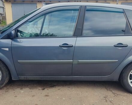 Сірий Рено Сценік II, об'ємом двигуна 1.6 л та пробігом 216 тис. км за 5500 $, фото 2 на Automoto.ua