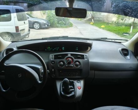 Серый Рено Сценик II, объемом двигателя 1.4 л и пробегом 180 тыс. км за 5200 $, фото 5 на Automoto.ua