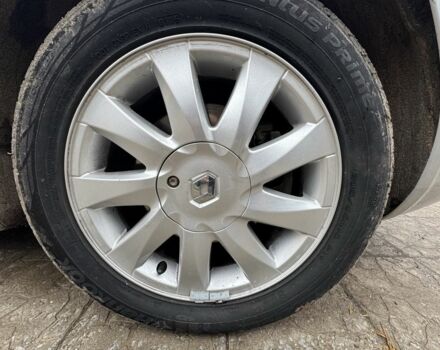 Серый Рено Сценик II, объемом двигателя 1.6 л и пробегом 187 тыс. км за 5499 $, фото 8 на Automoto.ua