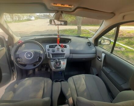 Серый Рено Сценик II, объемом двигателя 1.6 л и пробегом 219 тыс. км за 5100 $, фото 6 на Automoto.ua