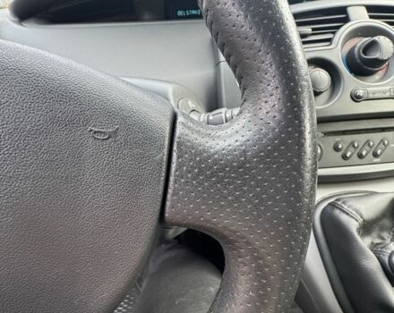 Серый Рено Сценик II, объемом двигателя 1.6 л и пробегом 189 тыс. км за 4999 $, фото 12 на Automoto.ua