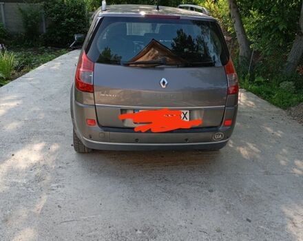 Серый Рено Сценик II, объемом двигателя 2 л и пробегом 246 тыс. км за 6200 $, фото 1 на Automoto.ua