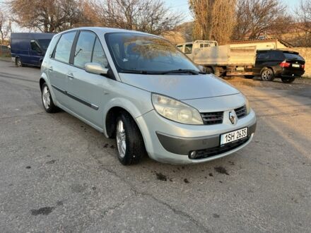 Серый Рено Сценик II, объемом двигателя 1.9 л и пробегом 250 тыс. км за 1600 $, фото 1 на Automoto.ua