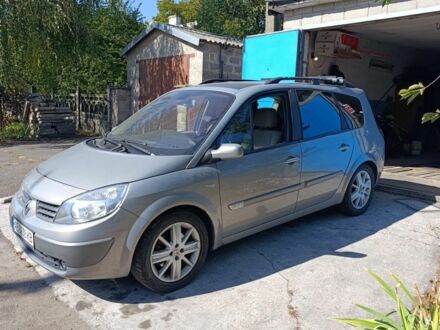 Рено Сценік II 2004 у Кам'янське (Дніпродзержинськ) на Automoto.ua Сірий Рено Сценік II, об'ємом двигуна 1.9 л та пробігом 300 тис. км за 3700 $, фото 1 на Automoto.ua